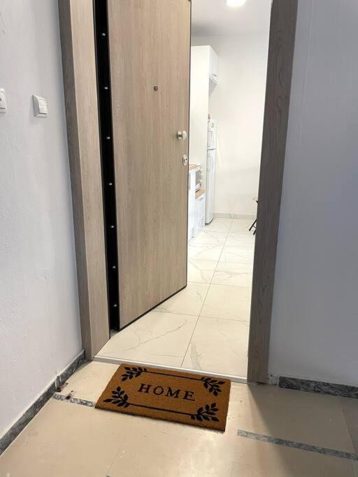 Block Of Flats - Modern Flat Apartment Ioannina Bagian luar foto